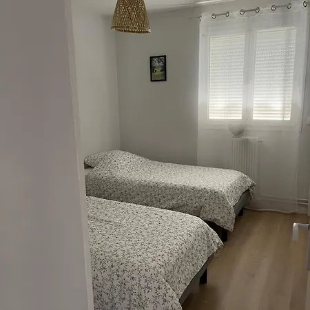 Avec Parking Gratuit Sur Place *