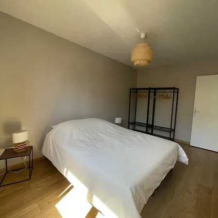 Appartement Avec Parking Gratuit Sur Place